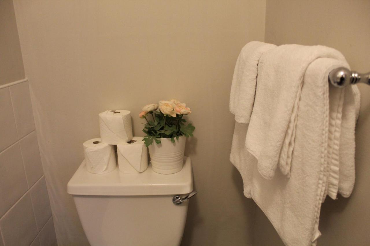 Madelines Accommodation Tinahely Екстериор снимка